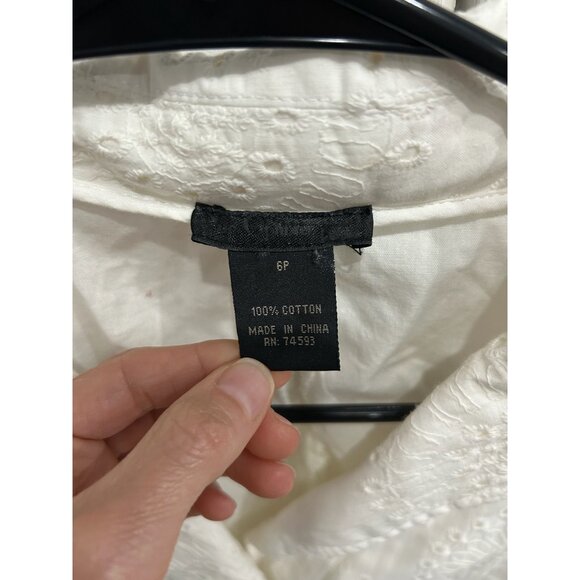 White Eyelet Cotton Three Quarter Sleeve Blazer Jacket with Button Front and Poc - Picture 5 of 8